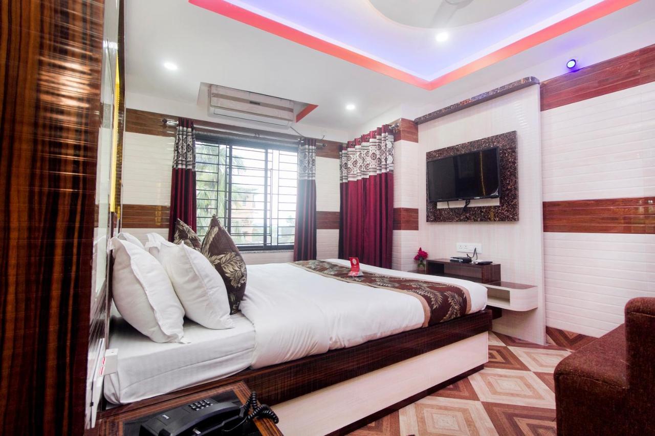Oyo 16064 Tirupati Lodge Siliguri Exterior photo