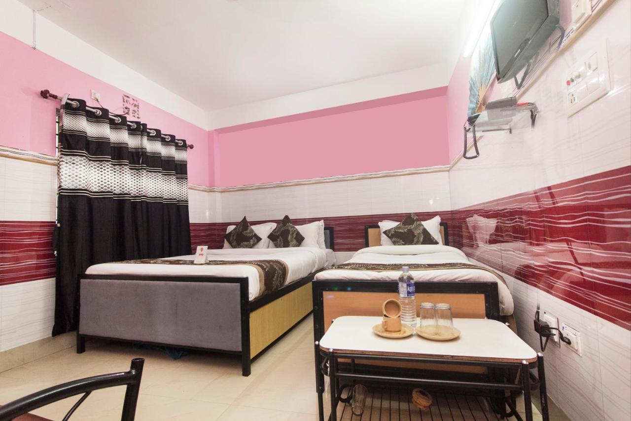 Oyo 16064 Tirupati Lodge Siliguri Exterior photo
